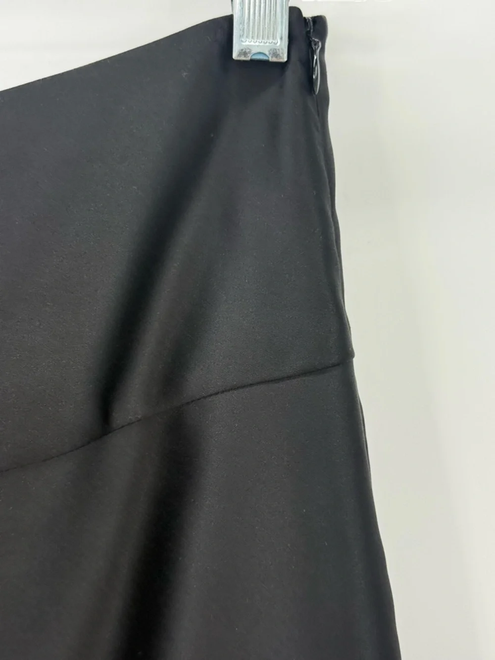 VTG BCBG Maxazria Black Satin Tiered Maxi Skirt High Waist A-Line Long Skirt